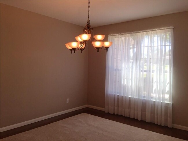 Building Photo - 1117 Blackwood Dr