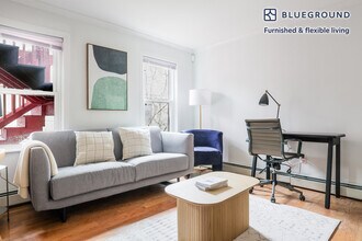 Building Photo - 288 Athens St