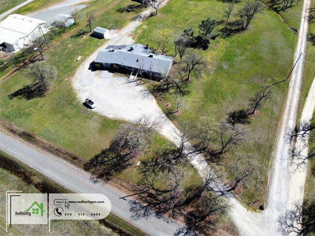Foto del edificio - 3253 Tarmac Rd