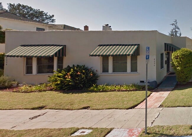 Foto del edificio - 4224 Ingleside Avenue