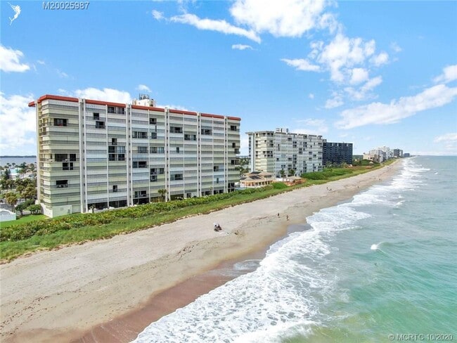 Building Photo - 10680 S Ocean Dr