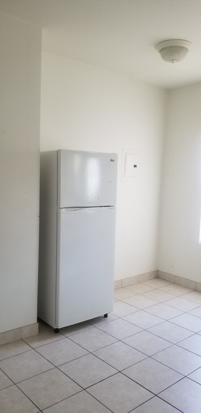 Foto del edificio - 211 White St