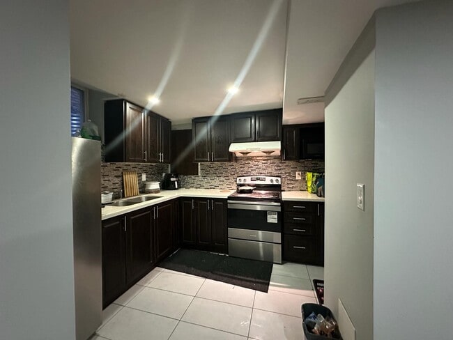 Photo du bâtiment - 25 Pickard Ln