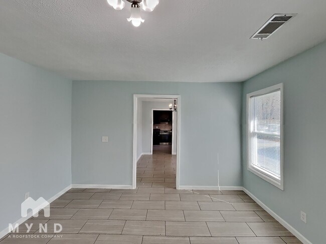 Building Photo - 544 Timber Ridge Ct