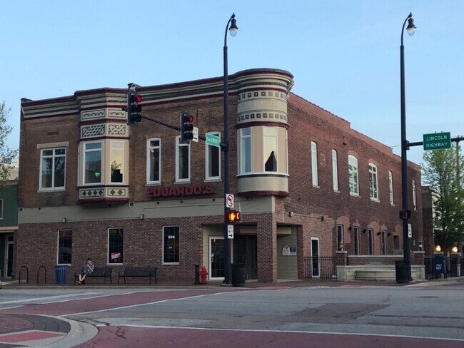 Building Photo - 102 S 2nd St