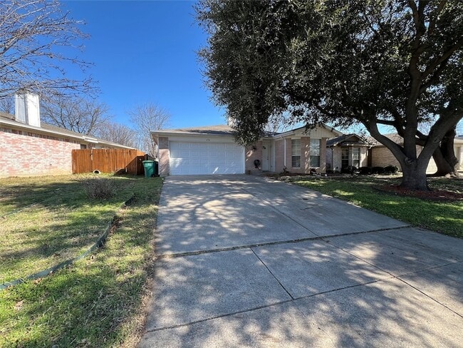 Building Photo - 6736 Black Wing Dr