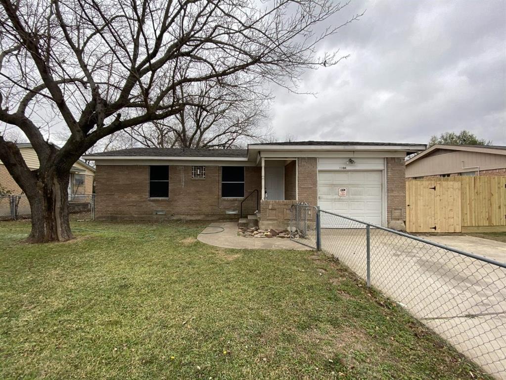Primary Photo - 1304 Rosemont St