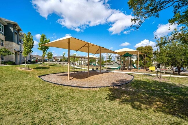 Building Photo - Culebra Creek Apartments