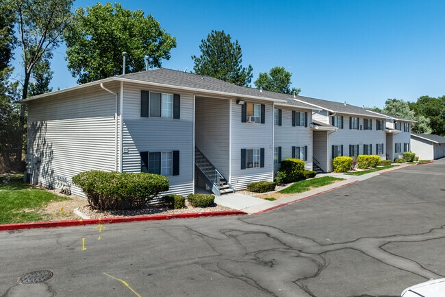 Primario - Parkway Commons