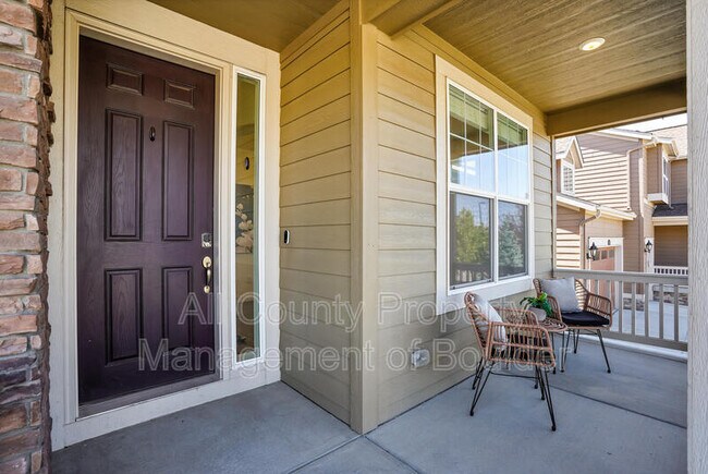 Building Photo - 2334 Dinosaur Dr