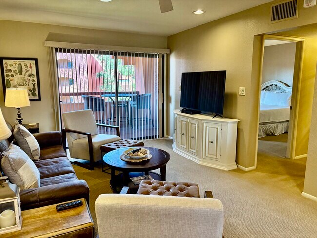 Foto del edificio - 12222 N Paradise Village Pky W