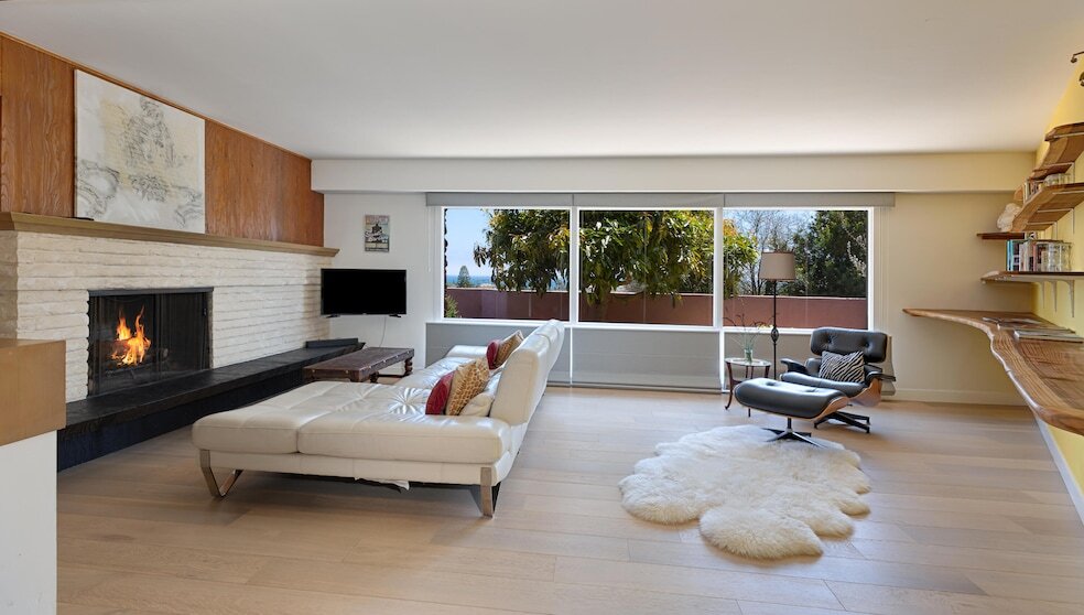 Foto principal - 1576 Eucalyptus Hill Rd