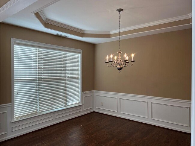 Foto del edificio - 3413 Stoneham Dr NW