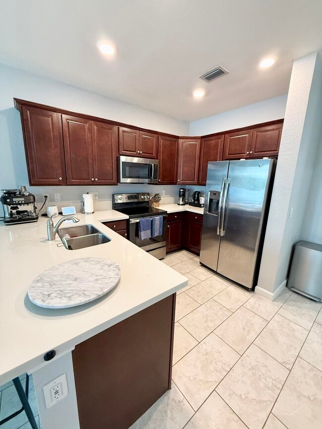 Building Photo - 13027 Anthorne Ln