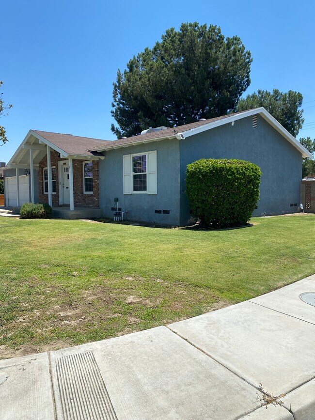Foto del edificio - 2121 Westhaven Ave