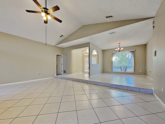 Building Photo - 1751 Pebble Hill Ct