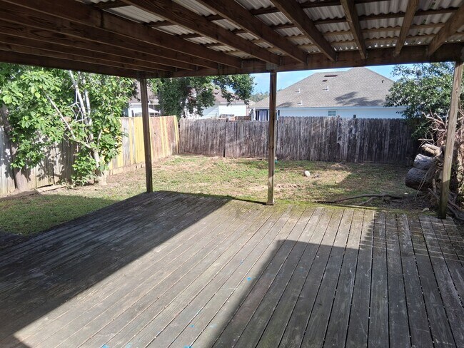 Building Photo - 3 Bedroom/2 Bath home in Valdosta