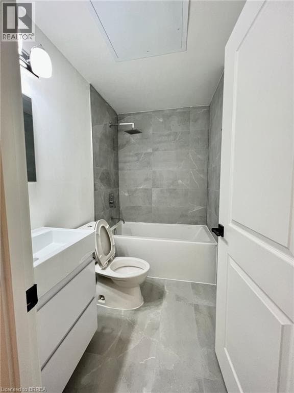 Photo du bâtiment - 7 Erie Ave