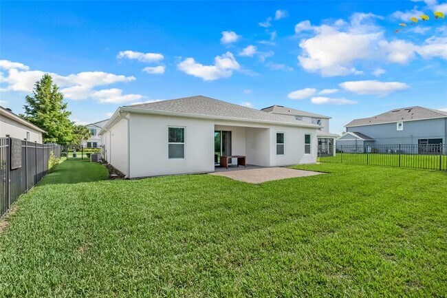 Building Photo - 17612 Serenoa Blvd