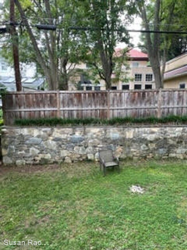 Foto del edificio - 3 br, 3 bath House - 4617 Morgan Drive