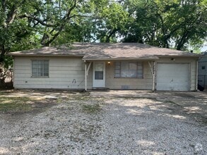 Building Photo - 1504 SW 37th St