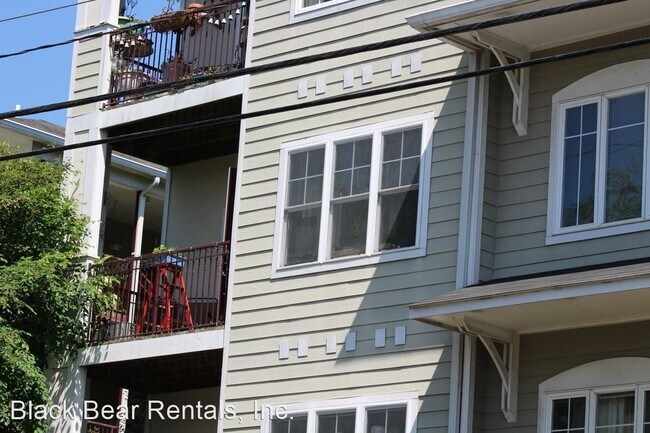 Foto del edificio - 2 br, 2 bath House - 64 Clingman Ave #207