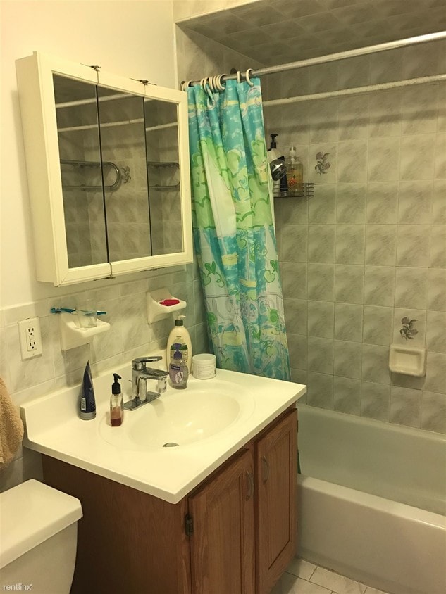 Building Photo - 119 E 4th St