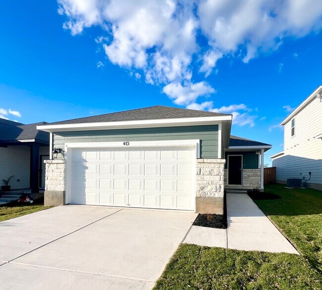 Foto del edificio - Brand New 3 bedroom, 2 bath, 1 story home