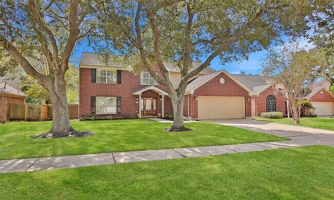 Foto del edificio - 518 Hawthorn Pl