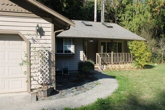 Building Photo - 7468 Skagit View Dr