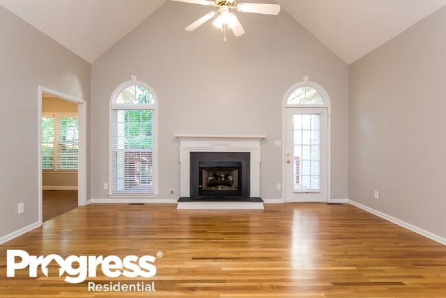 Foto del edificio - 4527 Avion Park