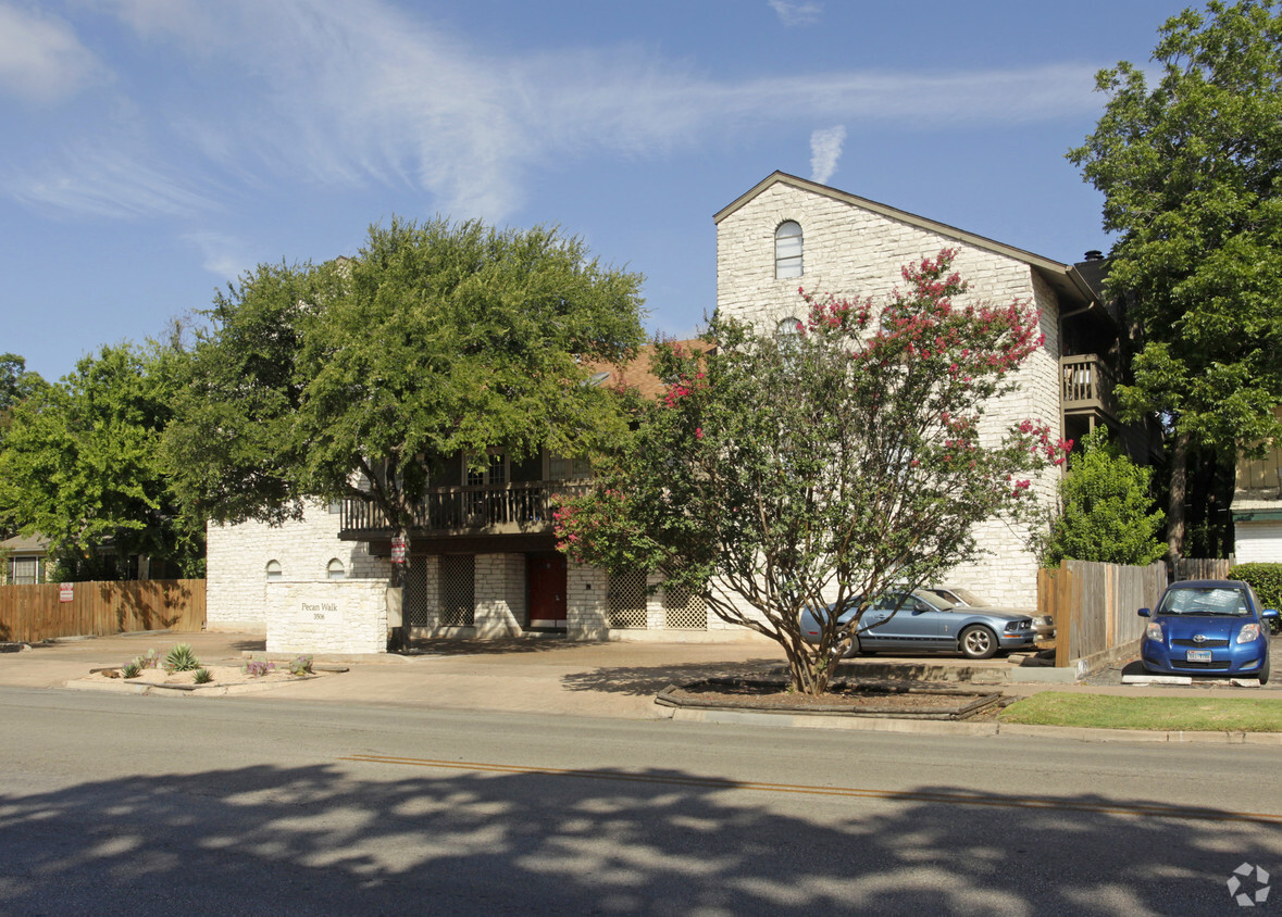 Building Photo - Pecan Walk