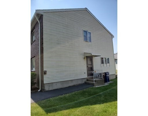 Building Photo - 14 Tapley Pl