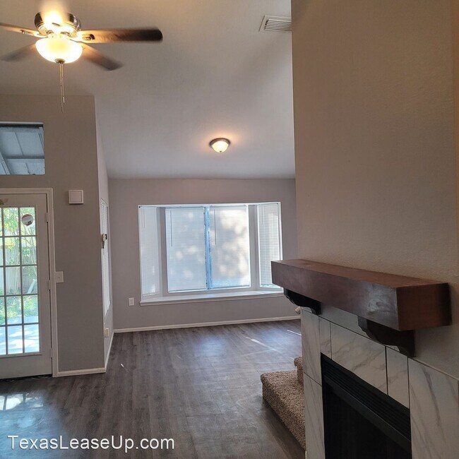 Building Photo - 4 br, 2.5 bath House - 8231 Middle Point