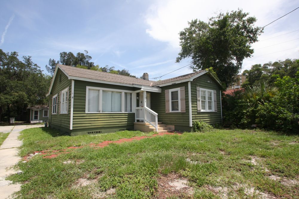 Primary Photo - 1006 Druid Rd E