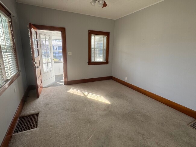 Foto del edificio - 2246 Bellevue Ave