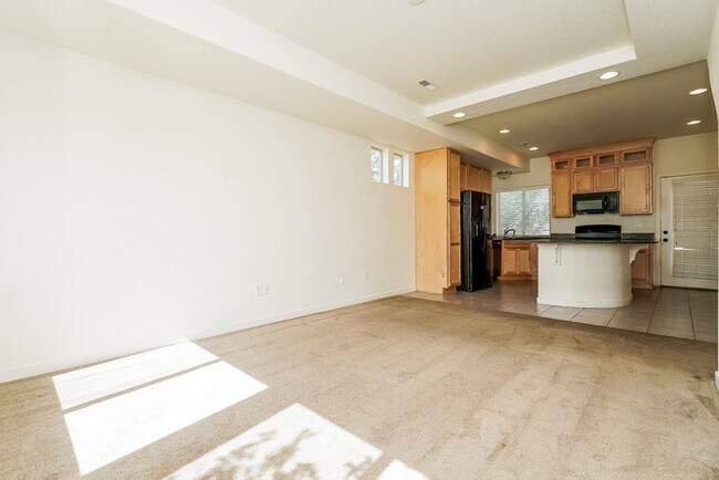 Building Photo - 20009 Elgin Dr