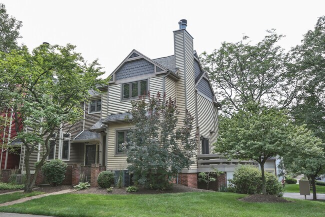 Building Photo - 155 Cornhill Plz