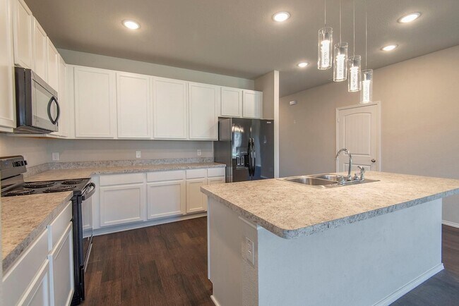 Foto del edificio - 1005 Stanridge Ln