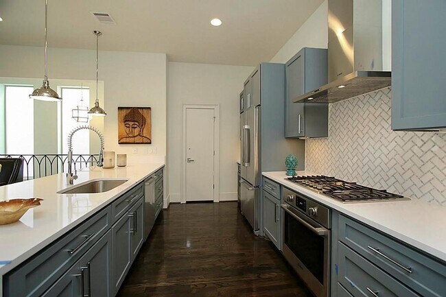Foto del edificio - 1810 Oakdale St