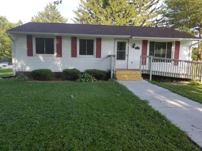 1845 E Fern St, Richland Center, WI 53581 House Rental in Richland