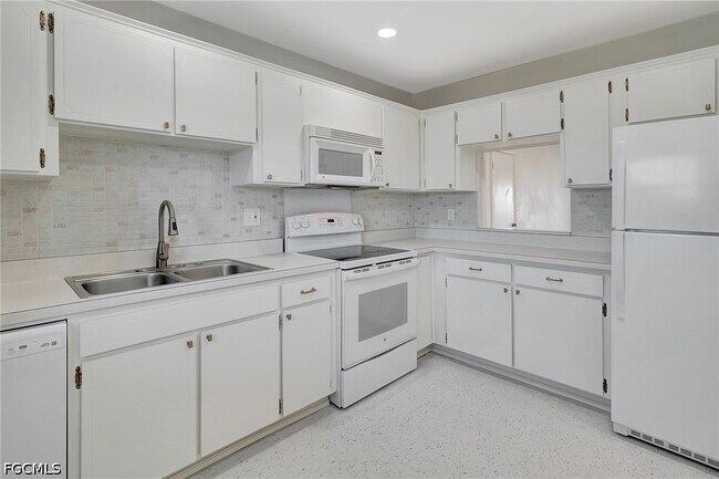 Foto del edificio - 6731 Panther Ln
