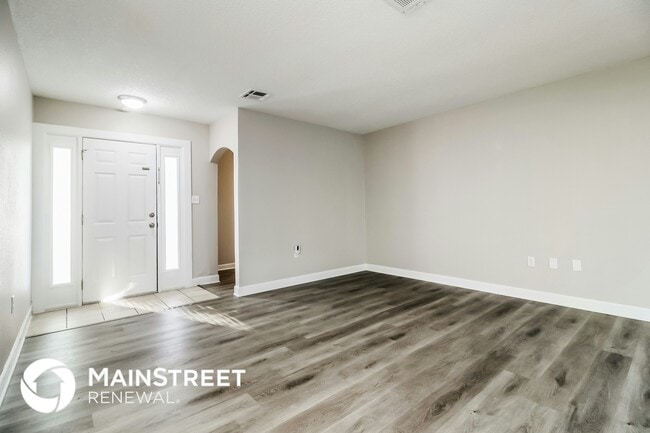 Foto del edificio - 4450 Swift Ave