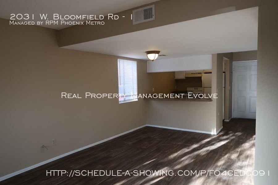 Primary Photo - 2031 W Bloomfield Rd