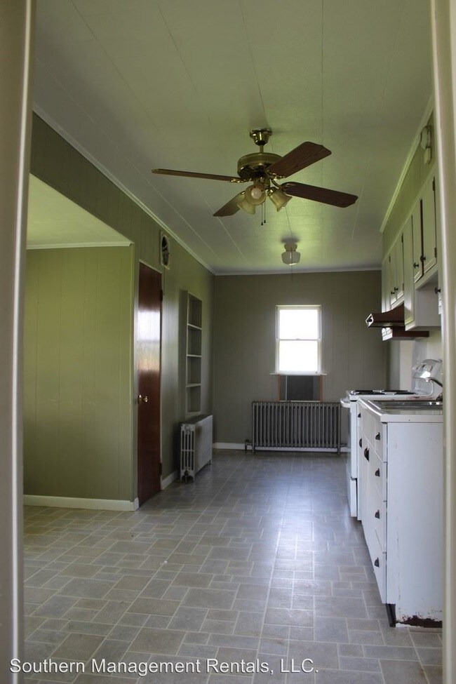 Building Photo - 2 br, 2 bath House - 50 Salt Lake Rd.