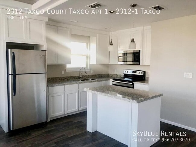 Building Photo - 2312 Taxco Ct
