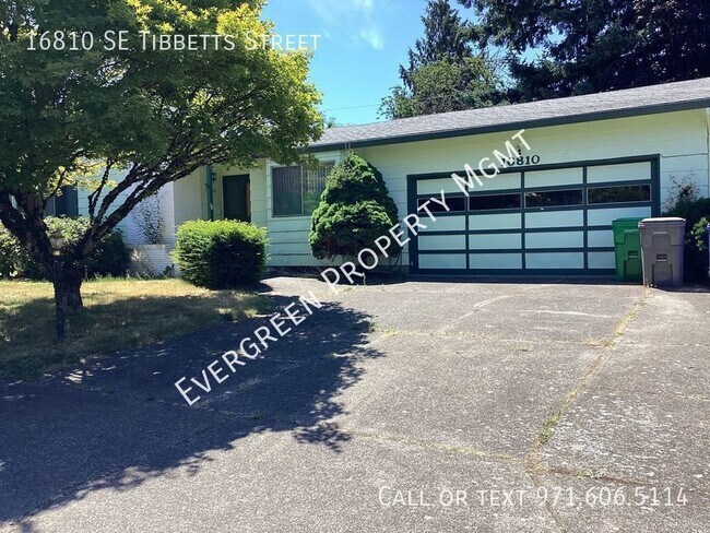 Building Photo - 4BR/2.5BA SPACIOUS! FULLY FENCED! ATTACHED...