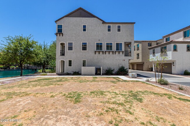 Building Photo - 1697 E Hampton Ln