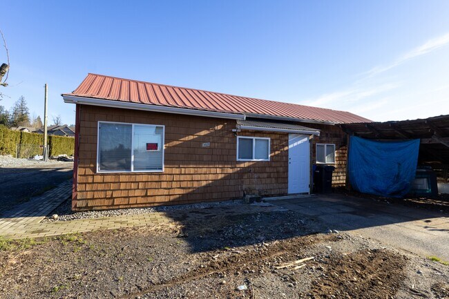 Photo du bâtiment - 1408 Clearbrook Rd