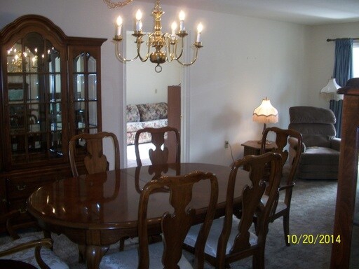 Building Photo - 307 Village Cir